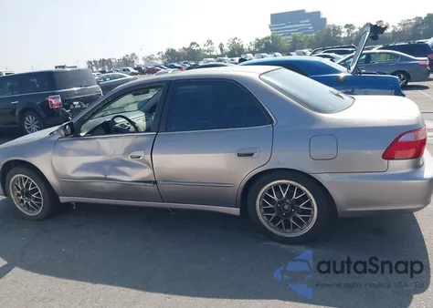 2000 Honda Accord 2.3 Ex from USA, damaged, VIN JHMCG668XYC020984